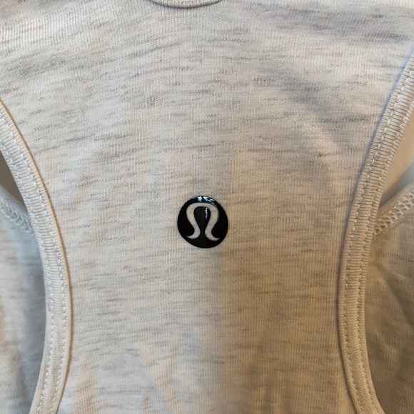 Lululemon Ombré Tank - Size 4 - Picture 3 of 3